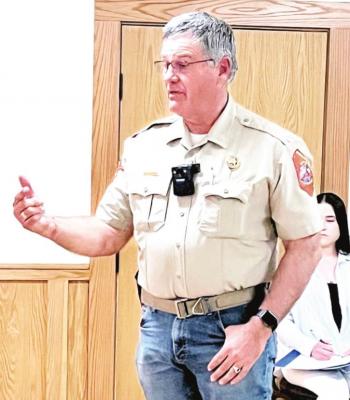 Brewster County Sheriff and EMS task force advisor Ronny Dodson addresses commissioners court at a Tuesday night special meeting. Avalanche photo by Gail Diane Yovanovich