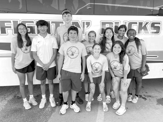 The Fightin’ Buck varsity tennis team represented Alpine at the district meet last week. L to R Back: Adayna Garcia, Solanus Prieto, Zane Wash, Esther Iotti, Aaliyah Villanueva, Megan Struthers, Shanna Tamale. L to R Front: Diego Hidalgo Miranda, Jaylynn Celaya, Vianney Santos Courtesy photo