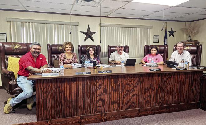 The Alpine City Council prepares to wade into the topic of water at Tuesday night’s city council meeting. Photo by Kara Gerbert