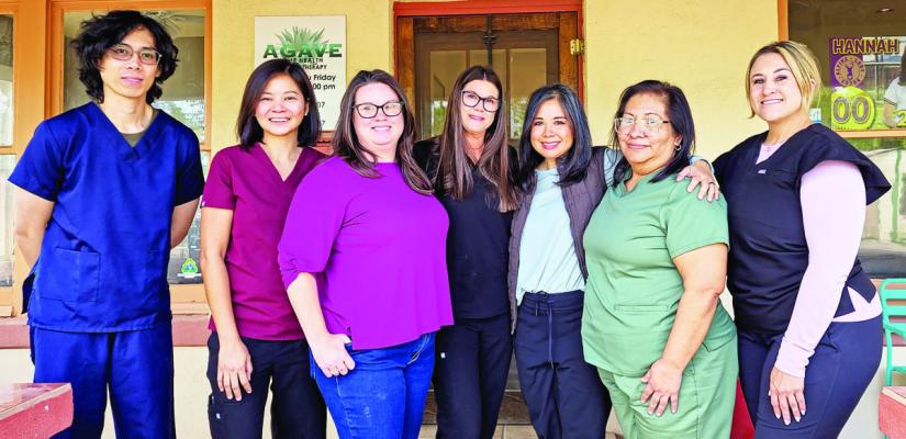 Members of the Agave Home Health staff include Edgar Benusa, DPT ,Mailin Aguilar, DPT, Andrea Roach, Angela Juett, RN, Laura Snodgrass, OT, Becky Galindo, LVN, and Elizabeth Mesker, SLP. Photo by Kara Gerbert