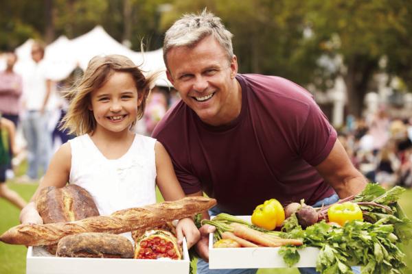 Marathon farmers market for young business
