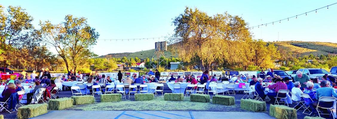 A large crowd was on hand to support the Sunshine House’s annual Wild West Night Fundraiser. Community members were fed a BBQ chicken and sausage meal with sides and dessert and entertained with live music. Photo by Kara Gerbert