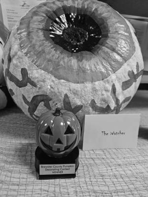 County holds pumpkin decorating contest