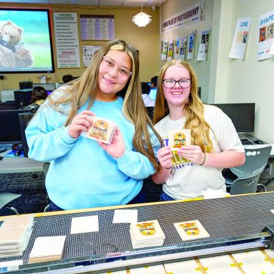 Graphic design students soak it up