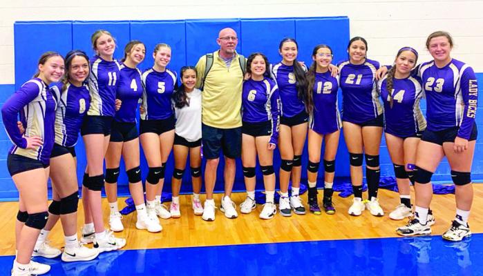 The Alpine JV volleyball team.