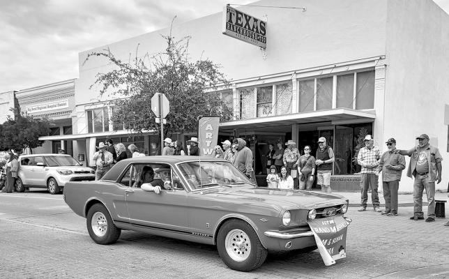 The 2023 Artwalk featured artist and art car parade grand marshall was local artist Tom Curry. Photo by Kara Gerbert