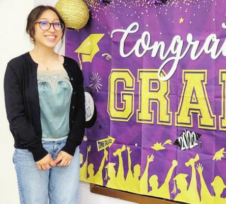 Itzel Franco at the Alpine High School library Ȧvalanche photo by Roxanne Hill