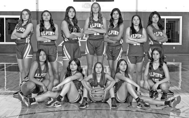 2024-2025 Lady Bucks Varsity Basketball Team Avalanche photo