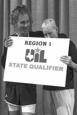 Hatfield Cason, the lone boys’ cross-country qualifi er poses with his mom and head cross-country coach Cory Cason after his eighth-place overall finish at the Regional meet in Lubbock this past Saturday. Courtesy photo