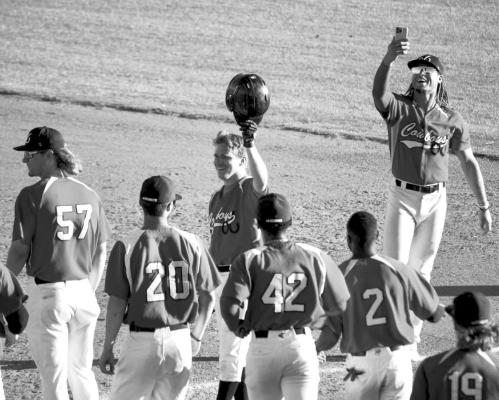 Derek Pollacchi tips his helmet to the Kokernot crowd following his RBI single in the eighth inning during the regular season finale against the Weimar Hormigas on July 31. Photo by Danielle Bell