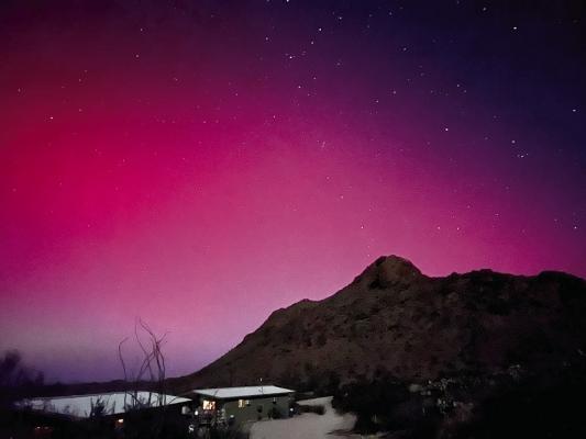 Northern lights on the southern border