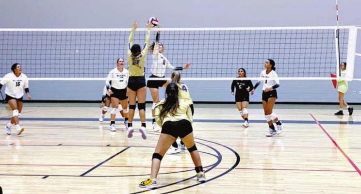 The Lady Bucks faced off against Big Spring at last weekend’s 47th Annual Monahans Tournament. Avalanche photo by J.T. Maroney