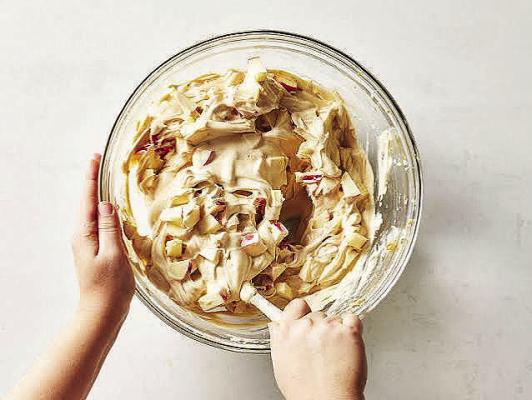 CARAMEL APPLE CHEESECAKE SALAD