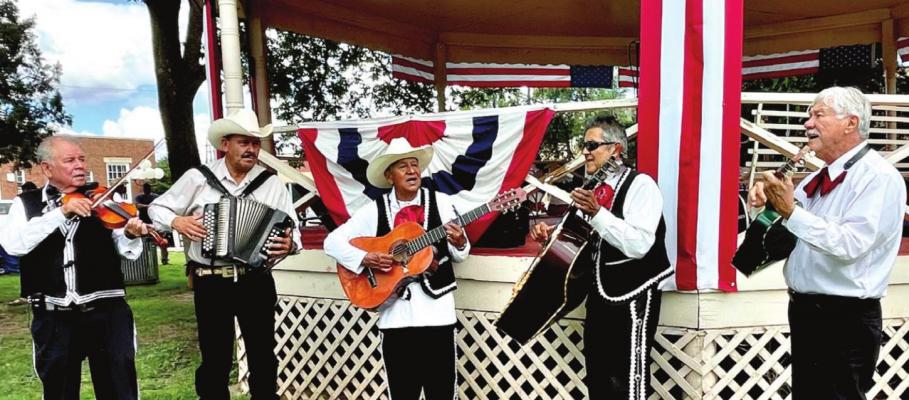 Celebrati ng Independence Day in the Big Bend