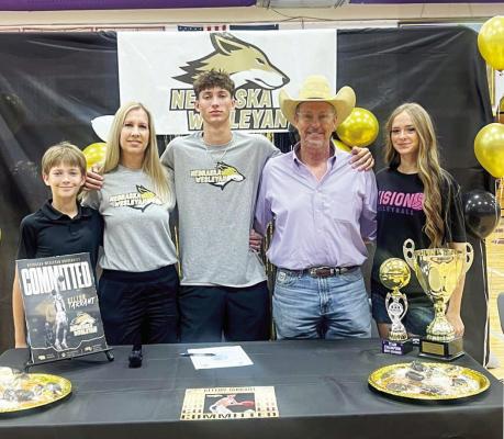 Kelton Tarrant, a recent Alpine High School graduate, has signed with Nebraska Wesleyan University to play basketball. This AHS record-breaker (245 season rebounds, 56 blocks, and 6 game blocks) is pictured here with his family: brother Anson, mom Raylene, Kelton, dad Billy, and sister Amberly. Courtesy photo
