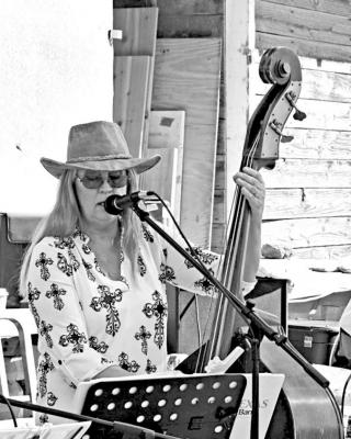 Cyndi Perdue plays for the crowd. Courtesy photo