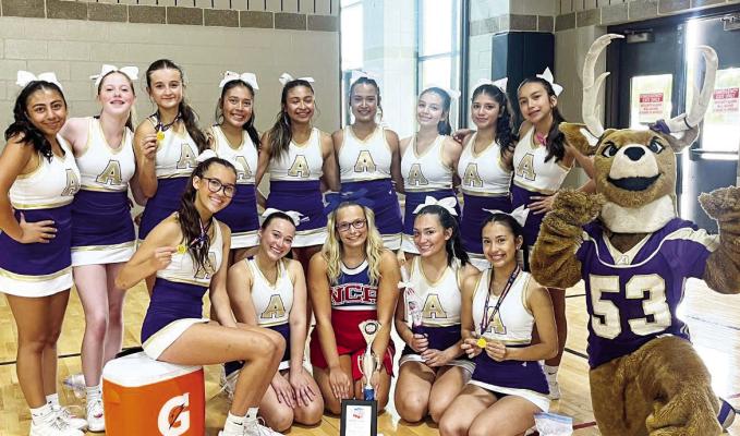 AHS Cheer attends camp