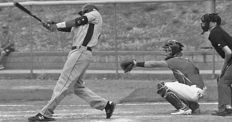 Alpine Cowboys playing the Roswell Invaders. Avalanche photo.