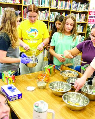 The Alpine Middle School girls’ athletics class attended a nutrition class presented by West Texas Food Bank representative Kayla Castleberry. Courtesy photo