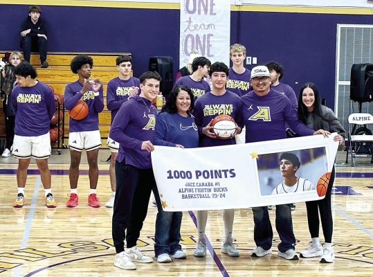 Alpine Fightin’ Buck Jace Canaba achieved a high school career milestone in basketball this season, by hitting the 1,000 points mark. Achieving this point ceiling takes dedication, practice, determination, and the ability to stay healthy. Pictured with Canaba is his family, from left, brother Jayden, mom Gloria, Jace, dad Troy, sister Annika. Photo by J.T. Maroney