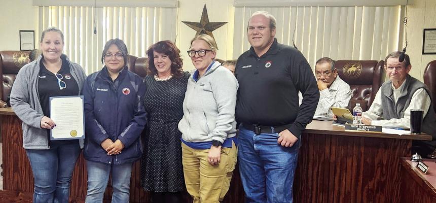 Alpine City Mayor, Catherine Eaves recognized Jennifer Stewart, Charles Fox, Samantha Johnson, Vanessa Soto, and Adrien Quintella for their many dedicated hours in animal control and shelter service.