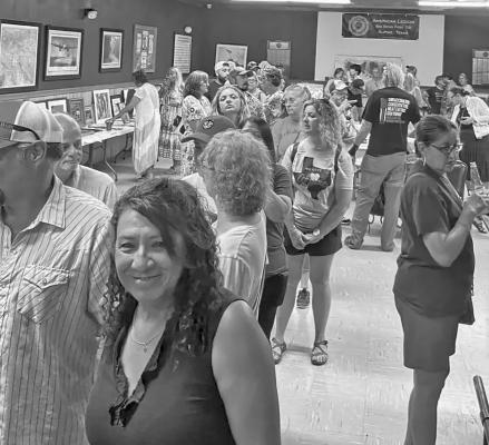 Artists find support during fundraiser