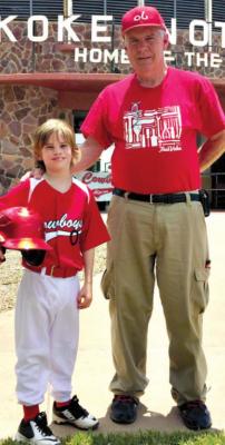 Bob Ward stands next to grandson Henry Branch from Houston. Courtesy photo