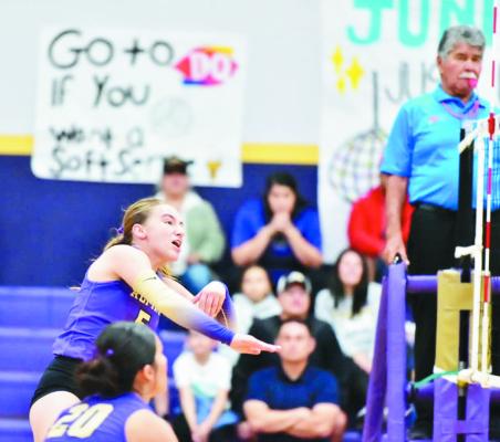 Evelyn Smith attempts a kill shot against the Lady Wildcats in the Lady Bucks’ match-up against Anthony on Saturday. Photo by Felipe Fierro