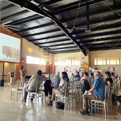 BRI graduate students enlighten Del Rio