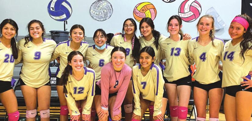 The Lady Bucks 2021 varsity volleyball team in Fort Hancock on Oct. 30 pose for a photo after a win over Anthony. Avalanche photo by J.T. Maroney