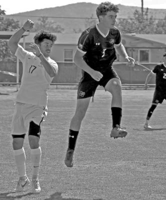 Sul Ross’ Daniel Quickenden defies gravity during the Lobos match-up against Midwestern State last Saturday. Photo courtesy of Sul Ross Sports