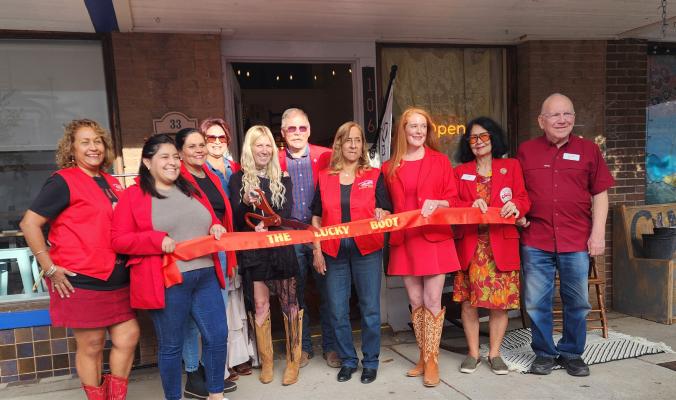 The Lucky Boot, owned by Kirbi Fullwood, held its grand opening and ribboncutting ceremony on Friday evening with help from the Alpine Ambassadors. Photo by Kara Gerbert