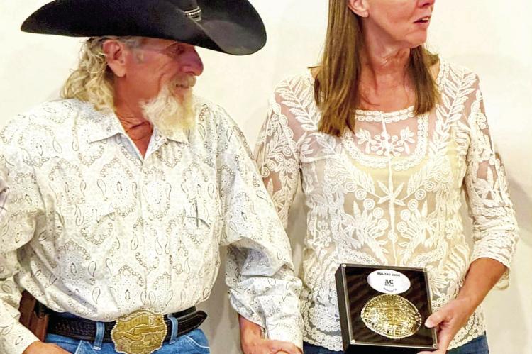 Long-time ANRS supporters Rod and Karlin DeVoll were recognized this past Saturday night for more than 30 years of support to the organization. Photo courtesy of ANRS Exes